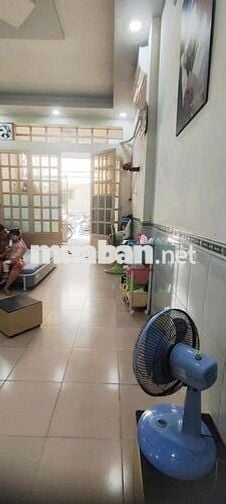 CHÍNH CHỦ BÁN NHÀ 2 TẦNG – HẺM XE HƠI HƯƠNG LỘ 2, GẦN NGÃ 4 BỐN XÃ