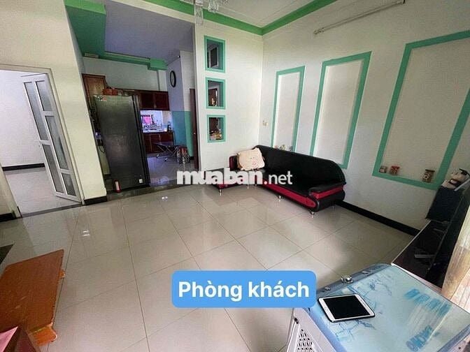 🚨 Bán nhà Cao Xuân Dục 2,5 tầng - 6 phòng ngủ. Sau 1 nhà mặt tiền - Vỹ