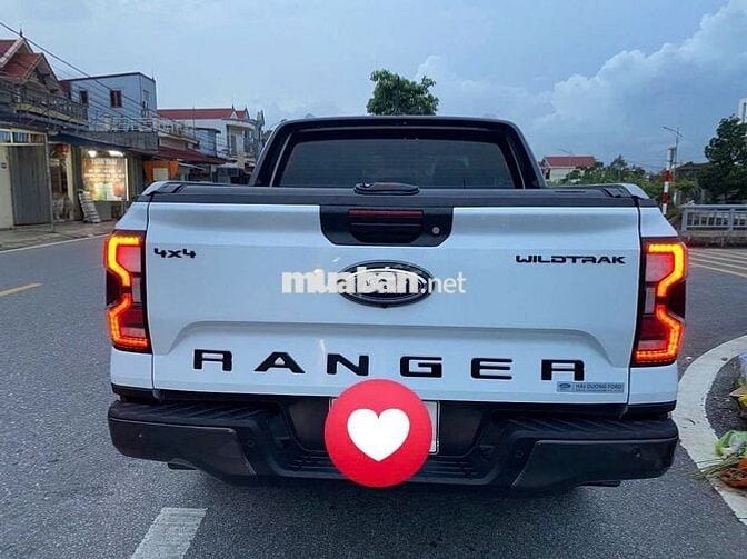 SIÊU LƯỚT - FORD RANGER 2025 (Chạy chỉ 4.999 km)