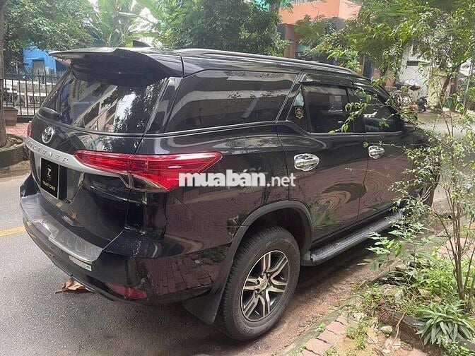 Toyota Fortuner 2019 2.4G 4x2 MT-71000km giữ gìn