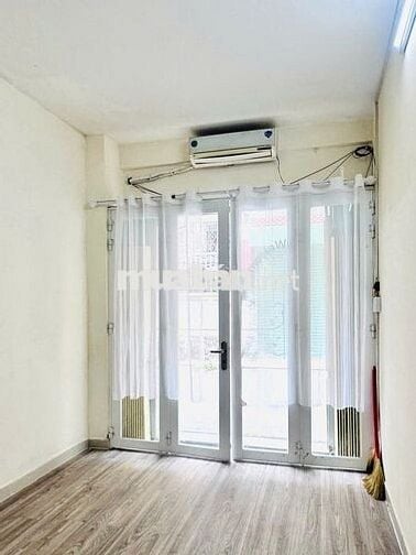 Nhà cho thuê vị trí đẹp, mặt tiền hẻm lớn thông 5m, gần nhà ga T3