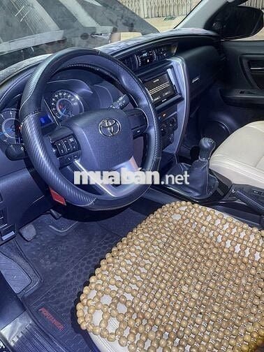 Toyota Fortuner 2019 2.4G 4x2 MT-71000km giữ gìn