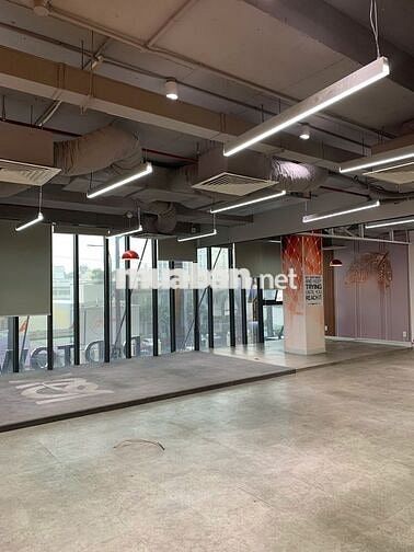 CHO THUÊ 200M2 SÀN TẠI NTMK QUẬN 3 , NGAY GÓC CAO THẮNG , CHỈ 42TR/TH