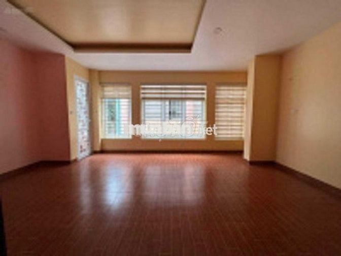 Nhà thuê ngõ 213 đường Trung Kính - Diện tích 65m x 6 tầng mặt tiền 5m