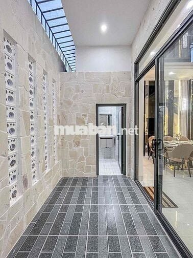 nhà mới tân cổ điển đường D1 Hồng Loan lộ 30m giá 7 tỷ 500tr (T Lượng)