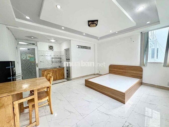 Studio Full nội thất - Gần chợ Hạnh Thông Tây