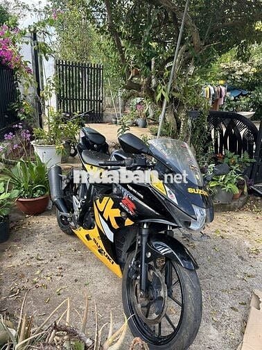 SUZUKI GSX R150 , MUA 2019 , MÀU VÀNG ĐEN ,