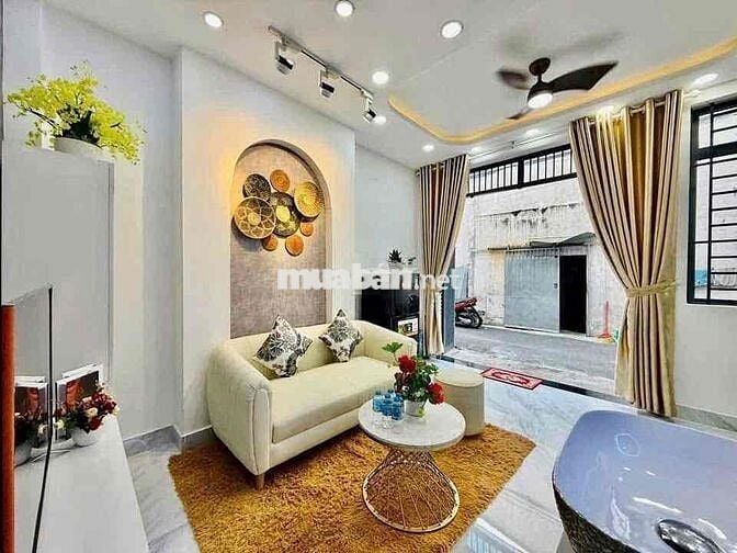🏡 Nhà 2 Lầu, Sổ Riêng, Hẻm 4m – Giá Chỉ 3.88 Tỷ, Vào Ở Ngay!