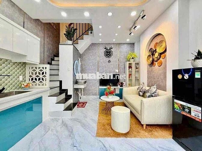 🏡 Nhà 2 Lầu, Sổ Riêng, Hẻm 4m – Giá Chỉ 3.88 Tỷ, Vào Ở Ngay!