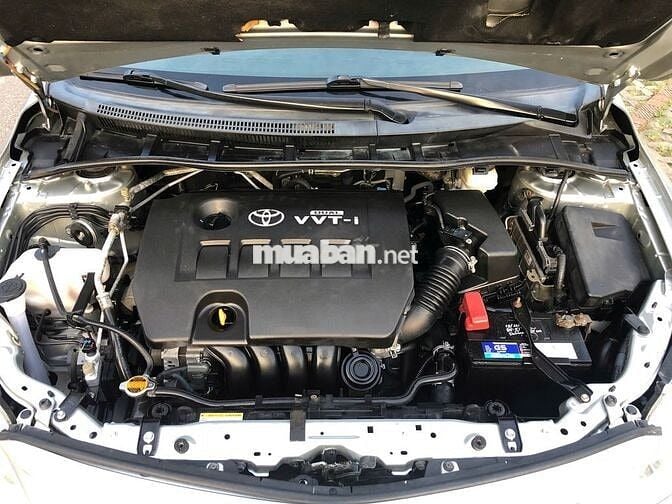 Toyota Corolla Altis 2014 1.8G AT - 120000 km