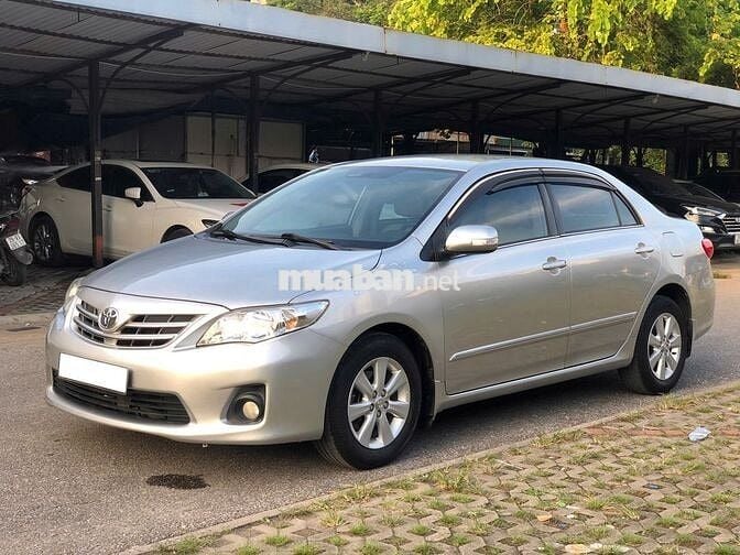Toyota Corolla Altis 2014 1.8G AT - 120000 km