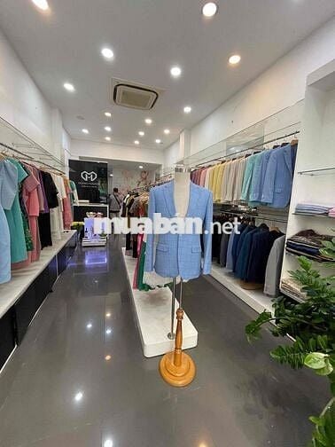 💎💎💎 ĐỐI DIỆN RẠP PHIM CINEXSTAR - MBKB ĐƯỜNG NGUYỄN TRÃI - QUẬN 1 !!!