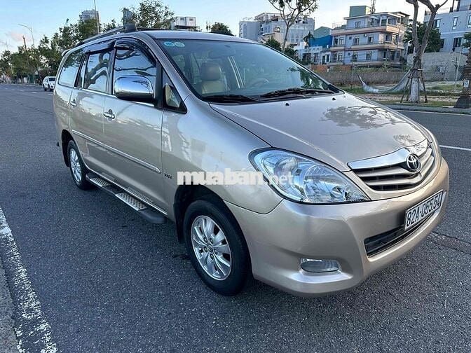 Toyota Innova 2011 GSR - 190000 km