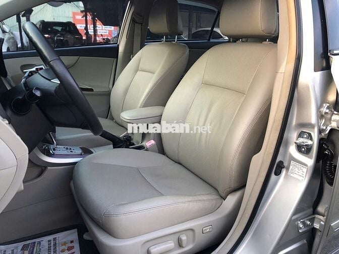 Toyota Corolla Altis 2014 1.8G AT - 120000 km