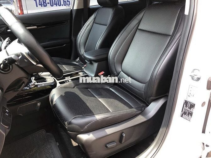 Kia Seltos 2025 Premium 1.5 AT - 2000 km
