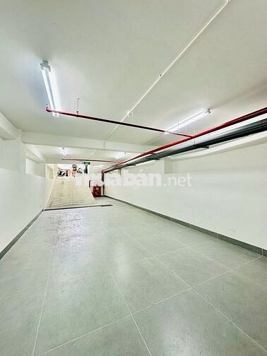Cho thuê toà nhà mới xây 7 tầng đường Phan Đăng Lưu, P7, QPhú Nhuận