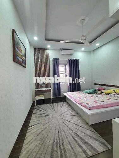 Nhà Mặt Tiền 3 Tầng Dĩ An,94m2. Tặng Full Nội Thất Cao cấp Hơn 5 tỷ