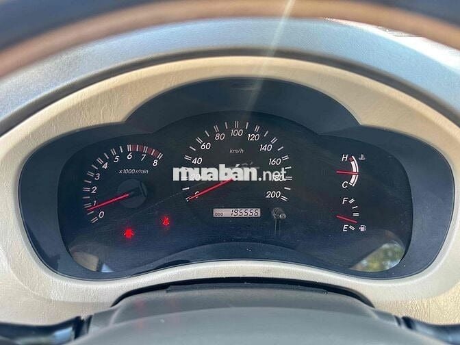 Toyota Innova 2011 GSR - 190000 km