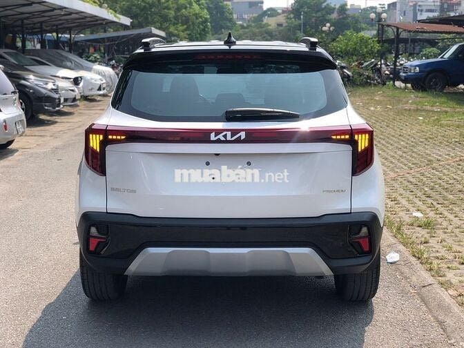 Kia Seltos 2025 Premium 1.5 AT - 2000 km