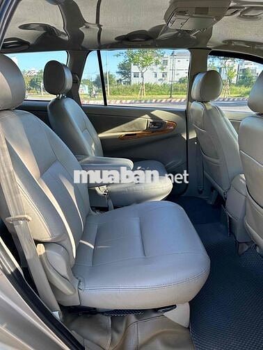 Toyota Innova 2011 GSR - 190000 km