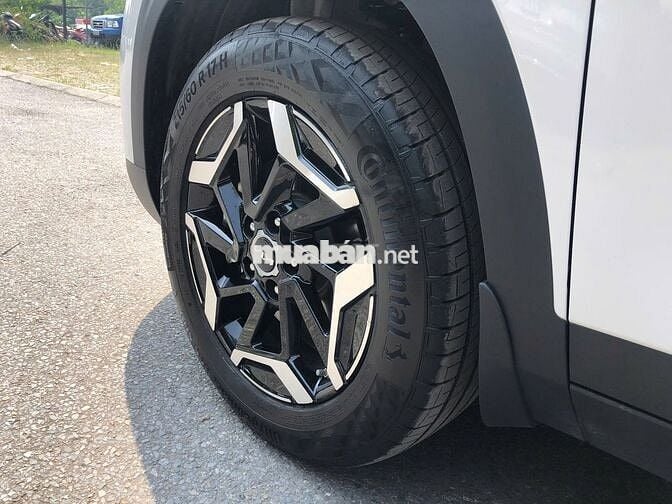Kia Seltos 2025 Premium 1.5 AT - 2000 km