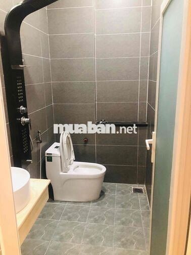 Bán nhà phố gần làng đại học thủ đức