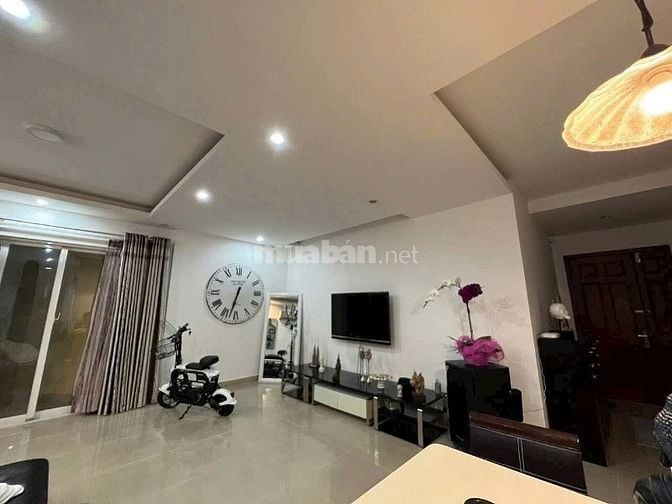 22tr/th. NTCC, Cao ốc Satra, Phan Đăng Lưu, PN, 145m2, 3PN, 2WC.