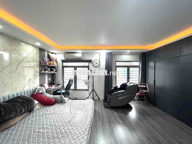Siêu hot! 7 tỷ sở hữu ngay 45m2x5 tầng có thang máy trung tâm Hà Trì