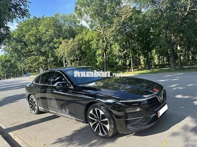 VinFast Lux A2.0 2020 Premium 2.0 AT - 72000 km