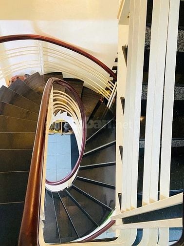 ✅ Nhà mặt tiền 3 tầng cực hiếm - Lưu Quang Thuận - ngay biển Mỹ Khê