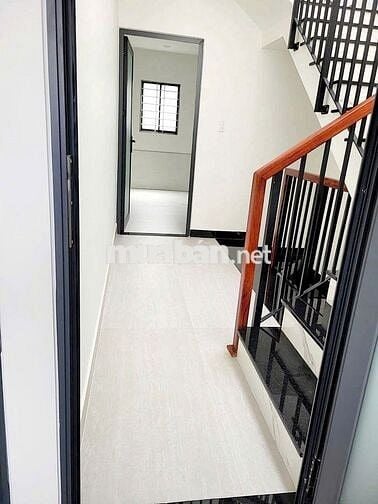 Nhà 2 Lầu Mới Xây Mới TOANH lần Đầu Cho Thuê Giá 12tr/th