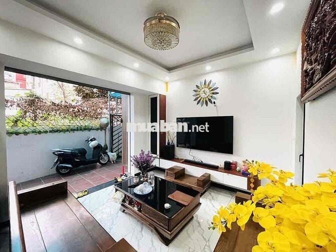 Siêu hot! 7 tỷ sở hữu ngay 45m2x5 tầng có thang máy trung tâm Hà Trì