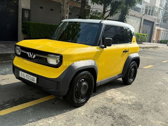 Vinfast VF3 2024 Vàng Pin Thuê lên cam lùi xe đẹp như mới 