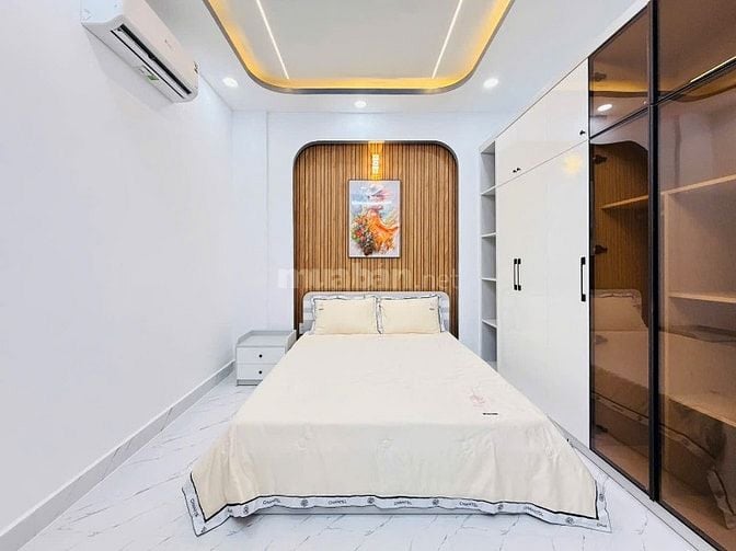 Nhà Nguyễn Trọng Tuyển chỉ nhỉnh 3tỷ đường 6m rộng, sổ hồng riêng