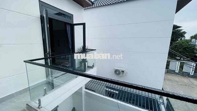 BIỆT THỰ MINI XD ĐẸP - THỚI TAM THÔN - HÓC MÔN - HẺM 6M FULL NỘI THẤT