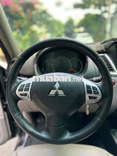 Mitsubishi Pajero Sport 2016 - 120000 km