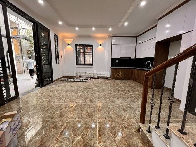 Chính chủ bán nhà ngõ 347 Cổ Nhuế 42m2 2 tầng chỉ hơn 6 tỷ