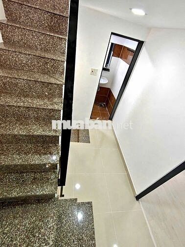 BÁN NHÀ HXH-2tầng,2pn-DTSD:70m2-Đ.NGUYỄN DU-P.7-GÒ VẤP. GIÁ : 3.99 TỶ