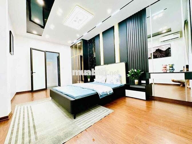 BÁN NHÀ KHƯƠNG TRUNG THANH XUÂN CÁCH Ô TÔ TRÁNH 5m DT: 35m2 *4 Tầng