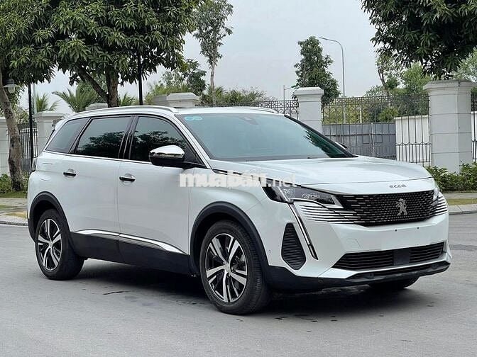 Peugeot 5008 2022 AL 1.6 AT - 30,000 km siêu đẹp.