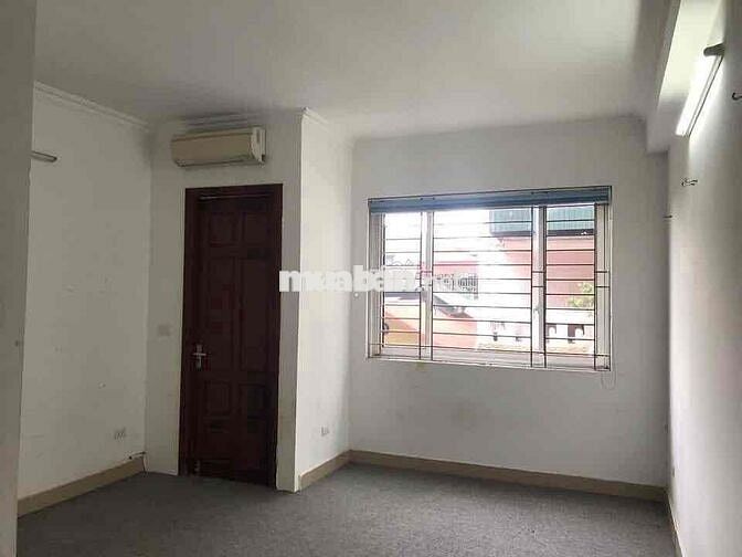 Nhà  ngõ 155 phố Nguyễn Khang, Diện tích 75m2 x 6 tầng, 29 tr/tháng