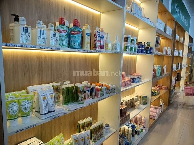 CẦN 5 CHỊ LÀM TẠP VỤ VÀ 5 BẠN PHỤ QUẦY HÀNG LÀM TẠI CỬA HÀNG TIÊU DÙNG