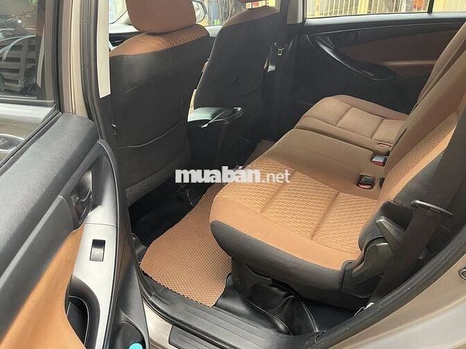 Toyota Innova 2018 2.0E - 120,000 km tuyệt đẹp.