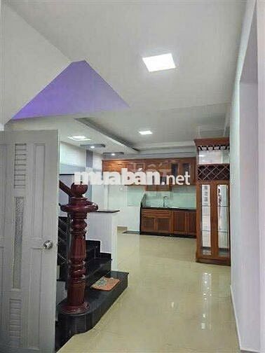 Bán nhà (5x20m) 100,3m2 gần chợ Bờ Ngựa đang cho thuê 8tr giá 2 tỷ 8