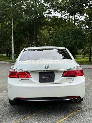 Honda Accord 2015 2.4 AT