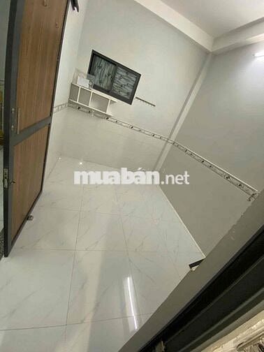 DUPLEX GÁC CAO - MÁY LẠNH - CỬA SỔ TRỜI NGAY TẠI ĐH VĂN LAMG CS2