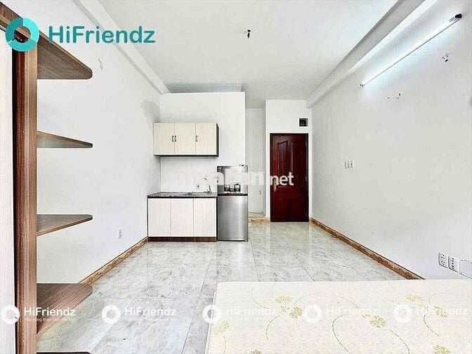STUDIO FULL NỘI THẤT GIÁ 5X, CÓ CỦA SỔ TRỜI ĐÓN ÁNH SÁNG, GẦN BỜ KÈ Q3