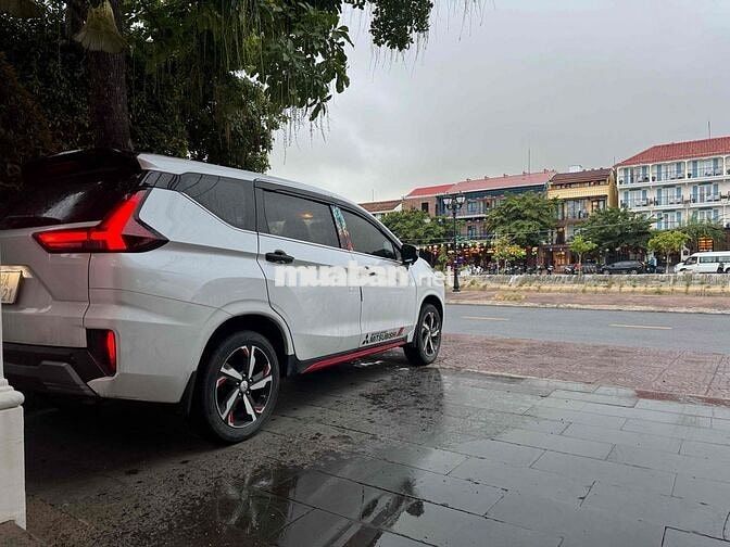 Mitsubishi Xpander 2022 AT Premium - 42000 km