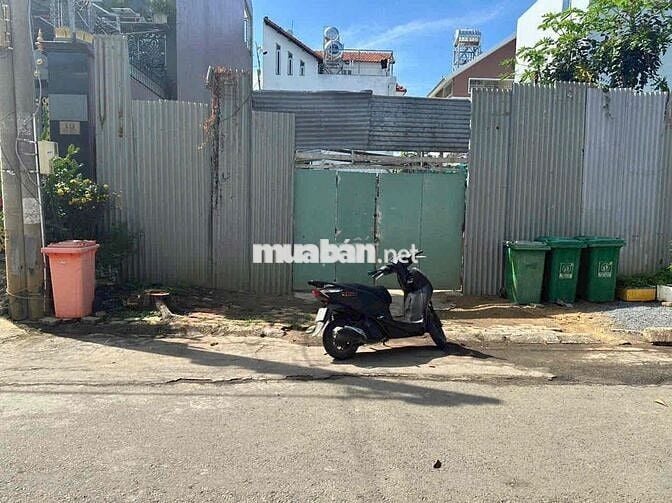 đường 12 khu dân cư sông đà diện tích 200m2