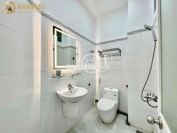 DUPLEX BAN CÔNG - FULL NỘI THẤT - GIÁ SINH VIÊN - NGAY TRƯỜNG CHINH
